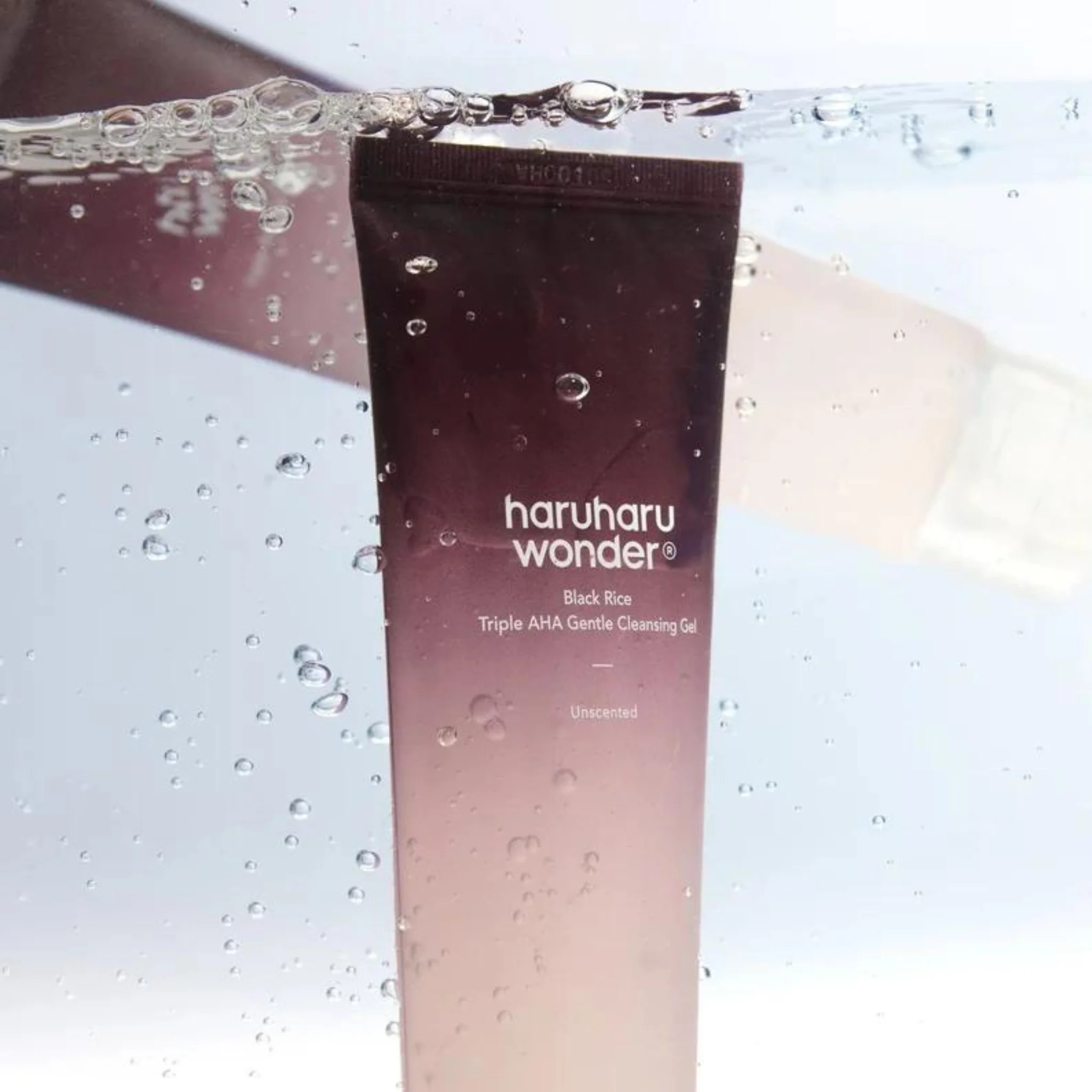 Black Rice Triple AHA Gentle Cleansing Gel (100ml) - Image 2